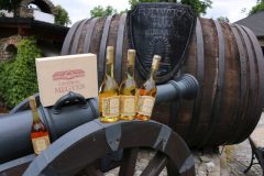 Folwark Stara Winiarnia Mszana Dolna - miejsce przyjazne winu